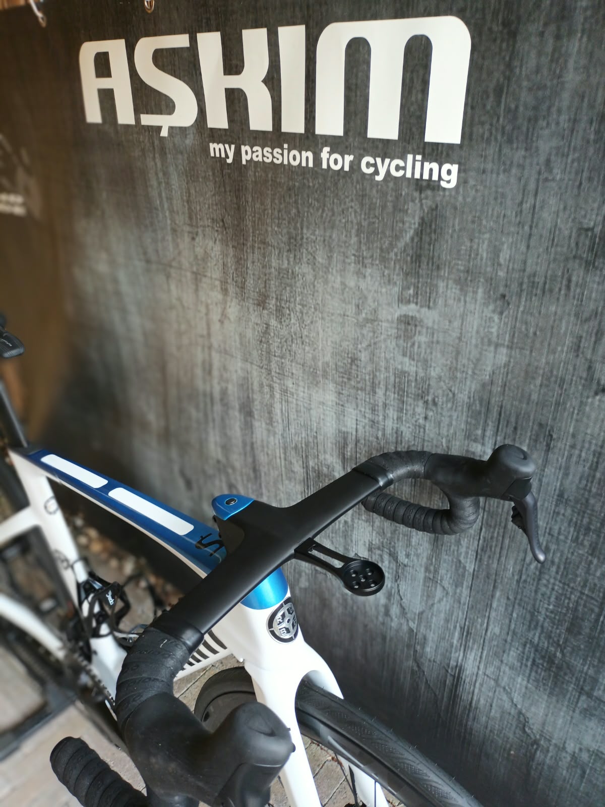 Cockpit van de racefiets 2027